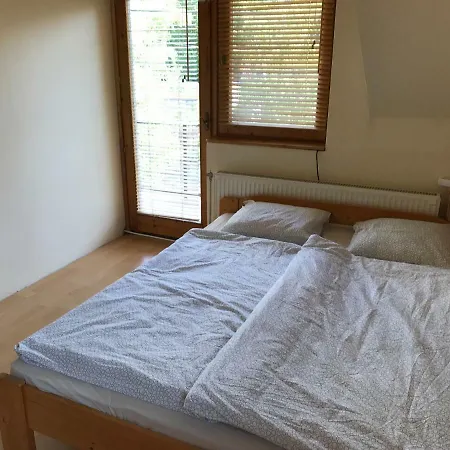 Dora Casa de Férias Siófok